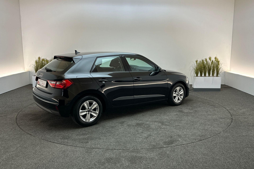 Audi A1 (R882GK) met abonnement