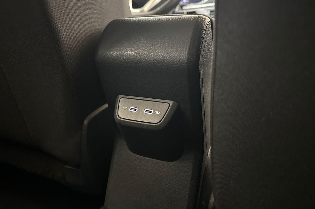 Volkswagen Taigo (T114TB) met abonnement