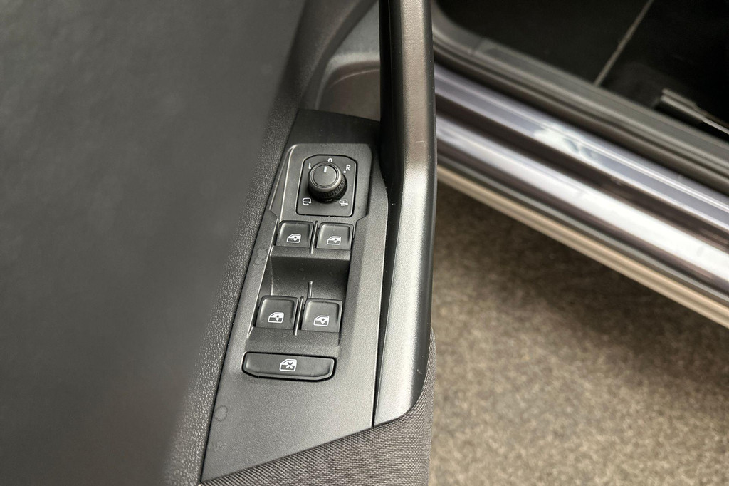 Volkswagen Taigo (T114TB) met abonnement