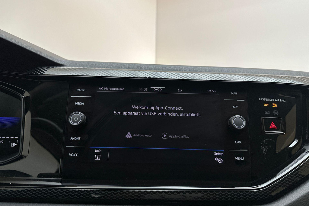 Volkswagen Taigo (T114TB) met abonnement