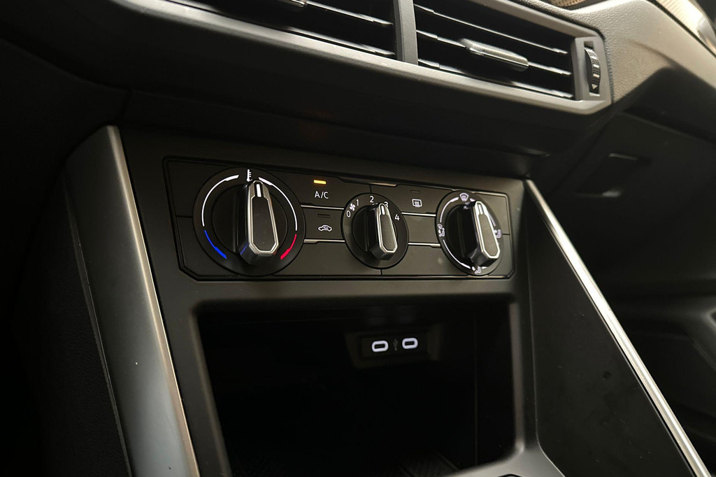 Volkswagen Taigo (T114TB) met abonnement