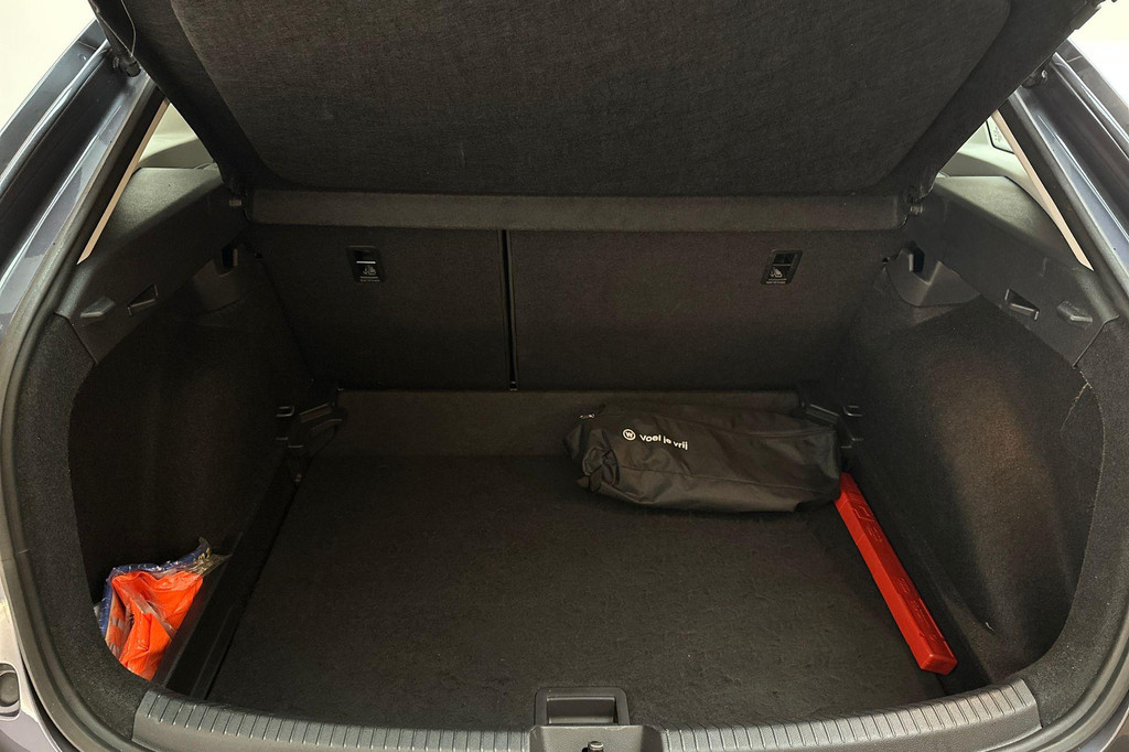 Volkswagen Taigo (T114TB) met abonnement