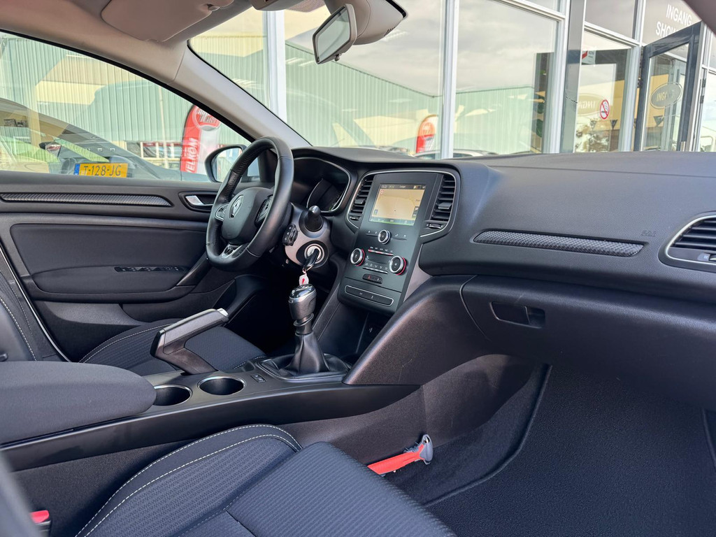Renault MEGANE Estate (J798JF) met abonnement