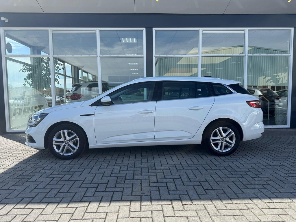 Renault MEGANE Estate (J798JF) met abonnement