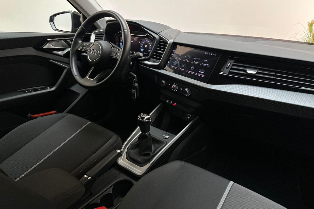 Audi A1 (R790BT) met abonnement