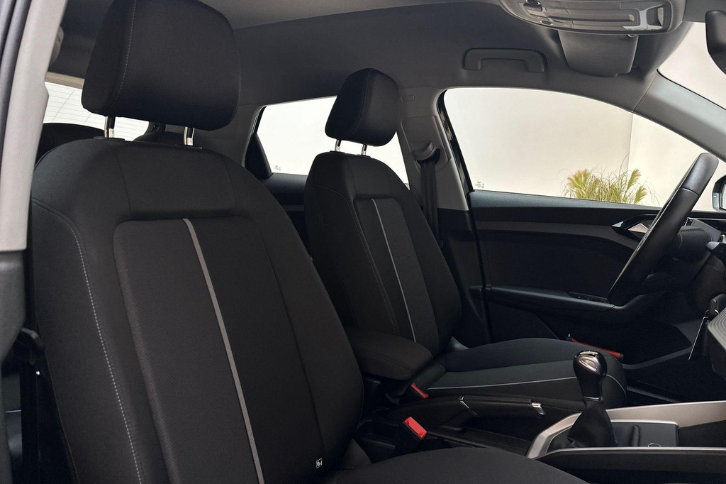 Audi A1 (R790BT) met abonnement