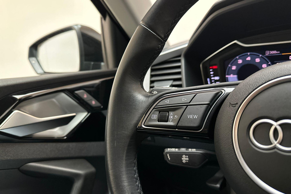 Audi A1 (R790BT) met abonnement