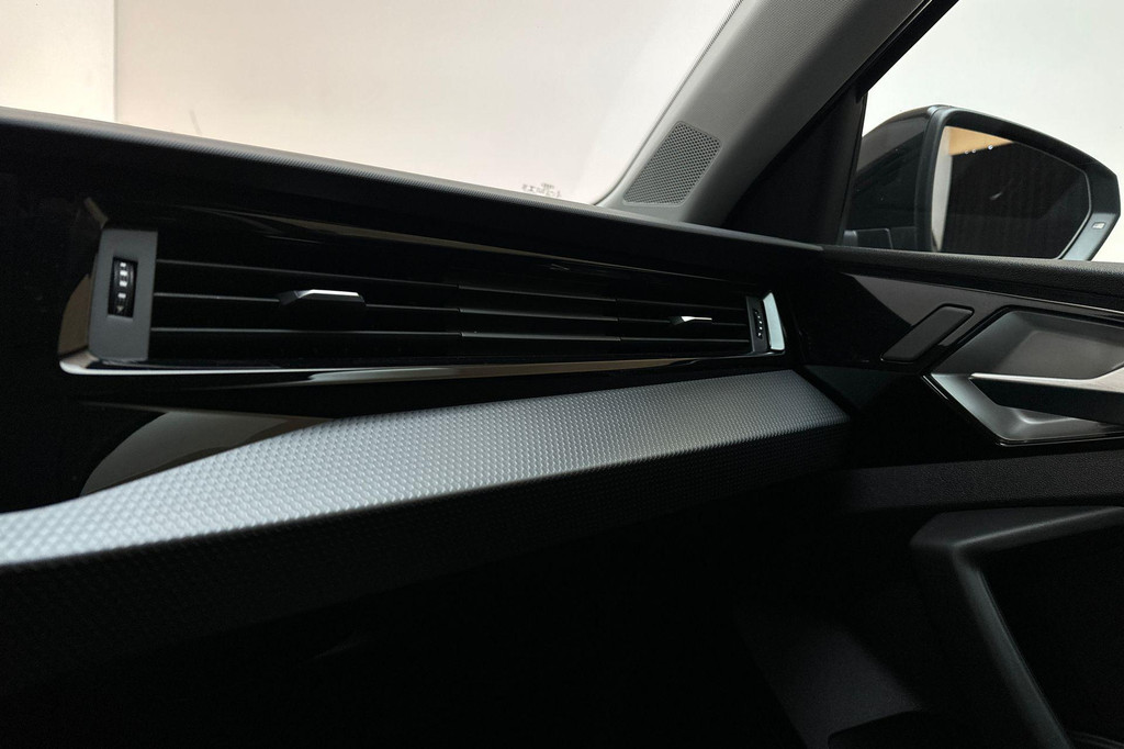 Audi A1 (R790BT) met abonnement