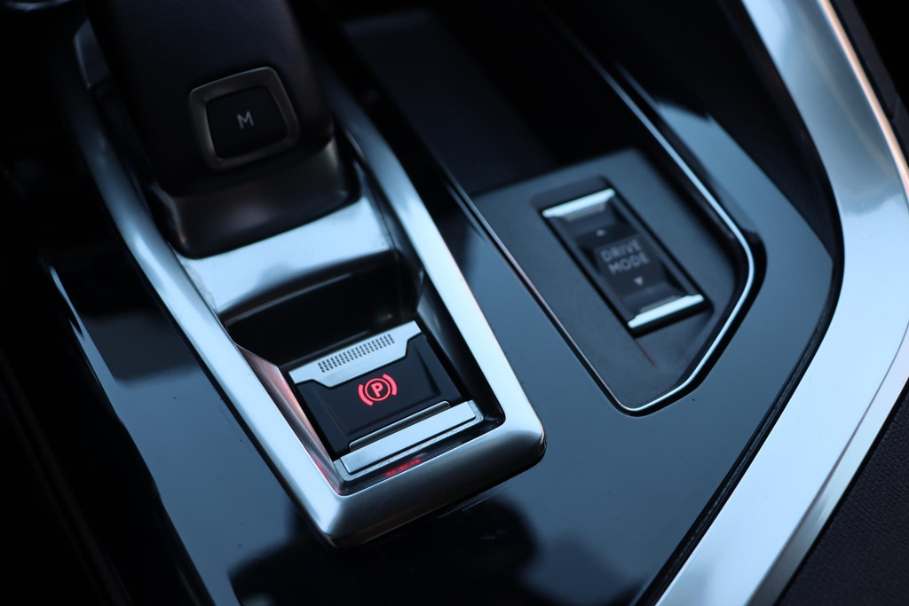 Peugeot 5008 (S115BB) met abonnement