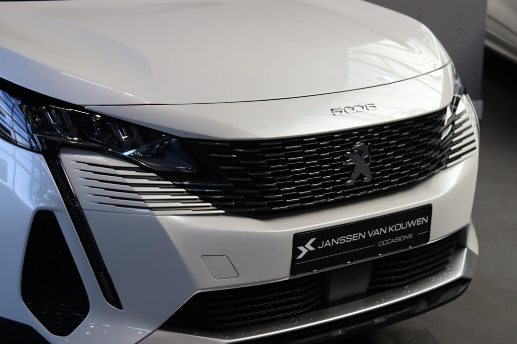 Peugeot 5008 (S115BB) met abonnement
