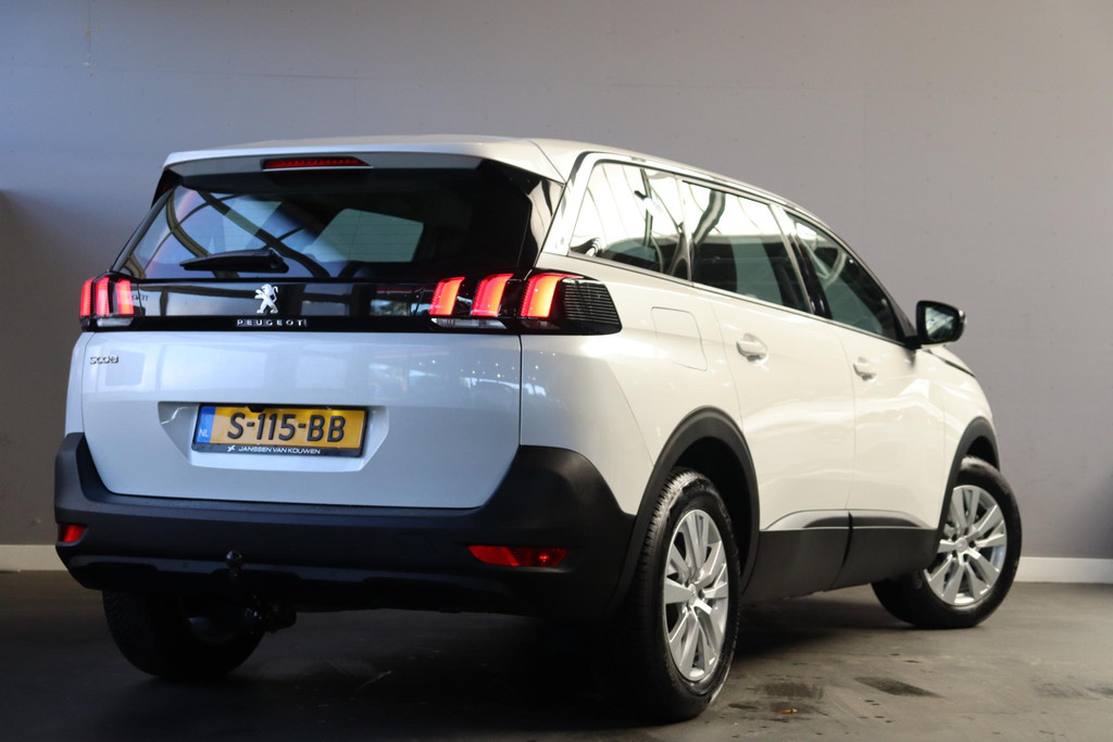 Peugeot 5008 (S115BB) met abonnement