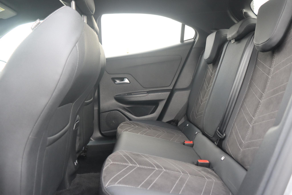 Opel Mokka-e (GFG88K) met abonnement