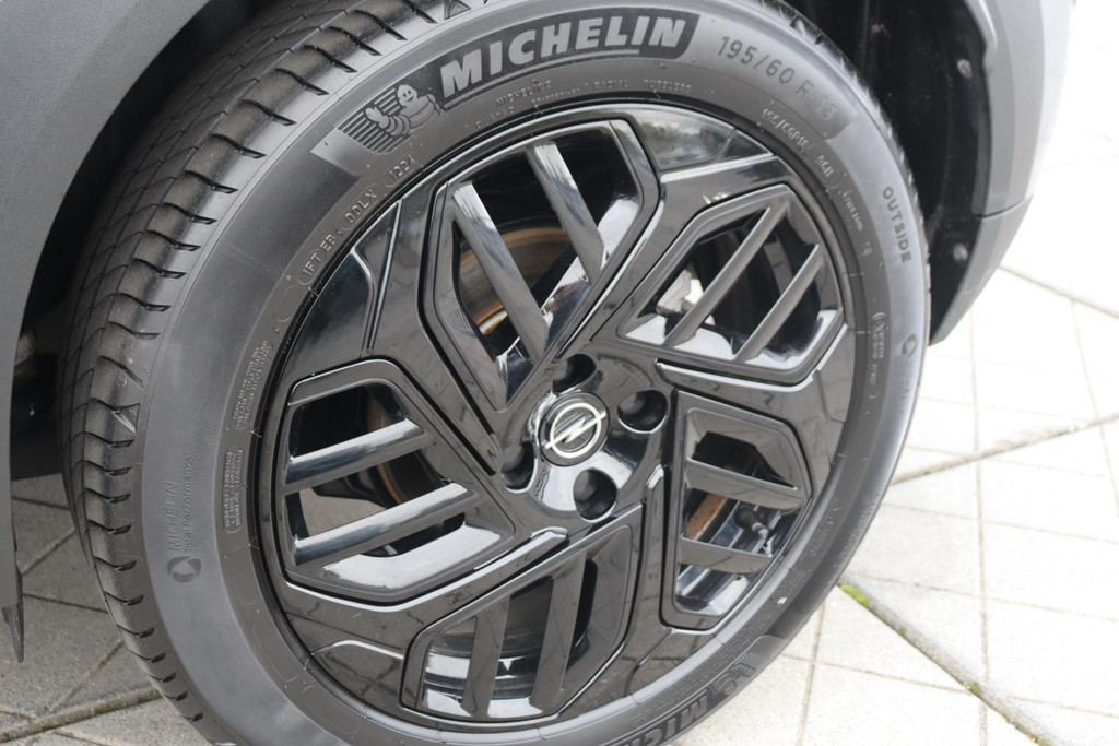 Opel Mokka-e (GFG88K) met abonnement