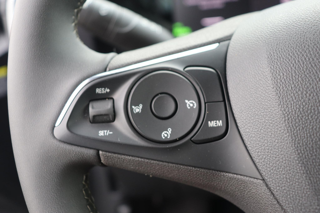 Opel Mokka-e (GFG88K) met abonnement