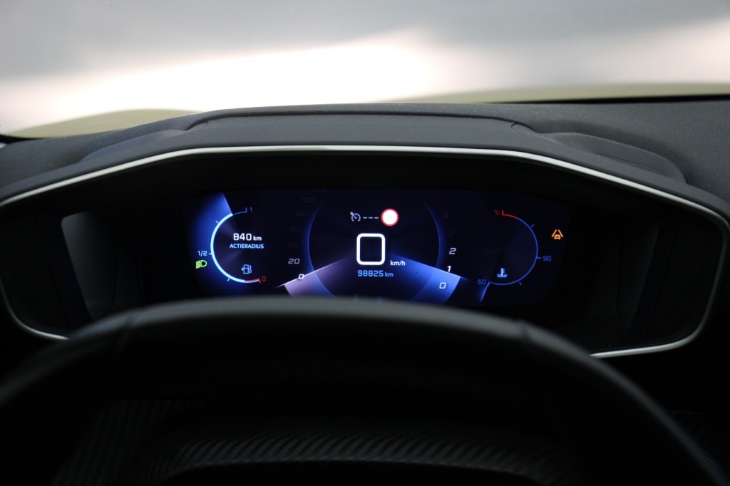 Peugeot 208 (J673KJ) met abonnement