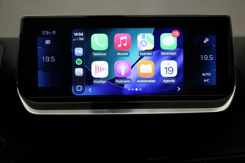 Peugeot 208 (J673KJ) met abonnement