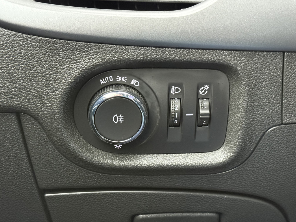 Opel Astra (H976SJ) met abonnement