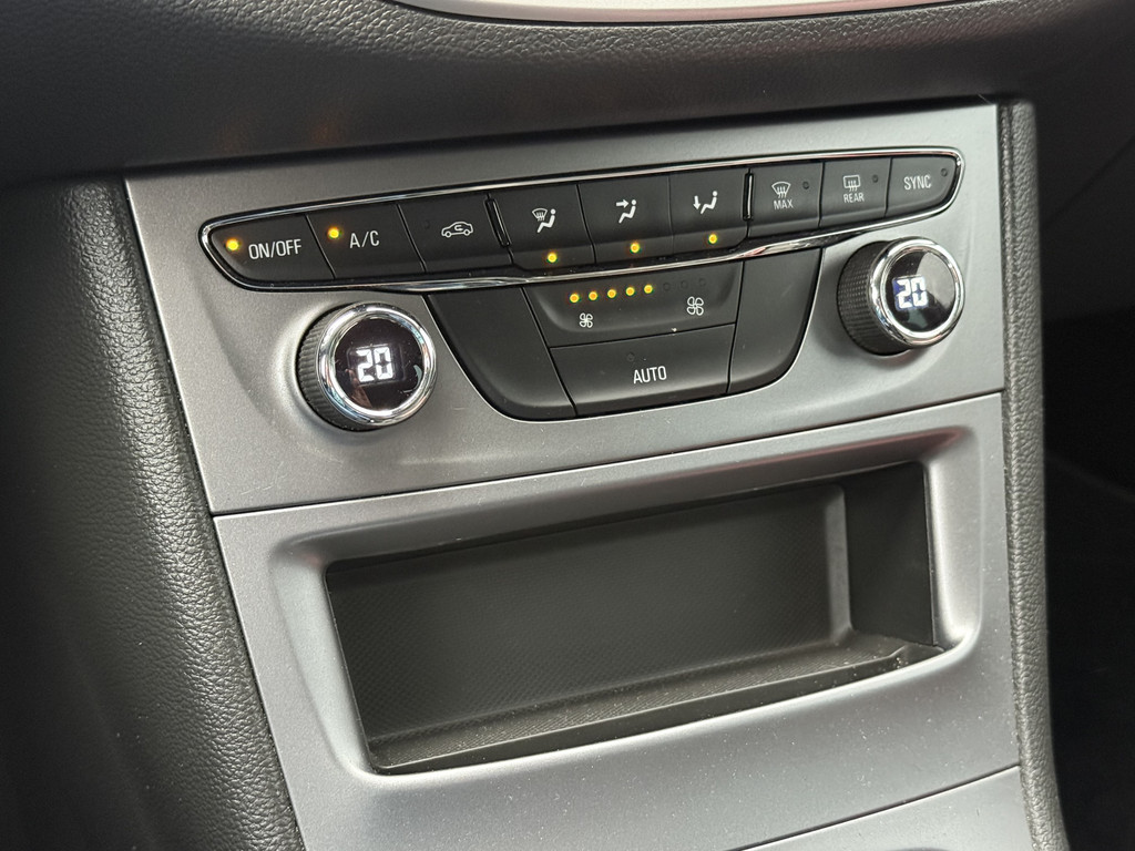 Opel Astra (H976SJ) met abonnement