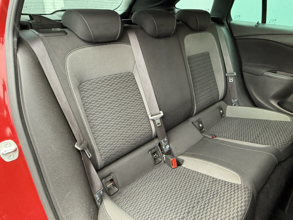 Opel Astra (H976SJ) met abonnement