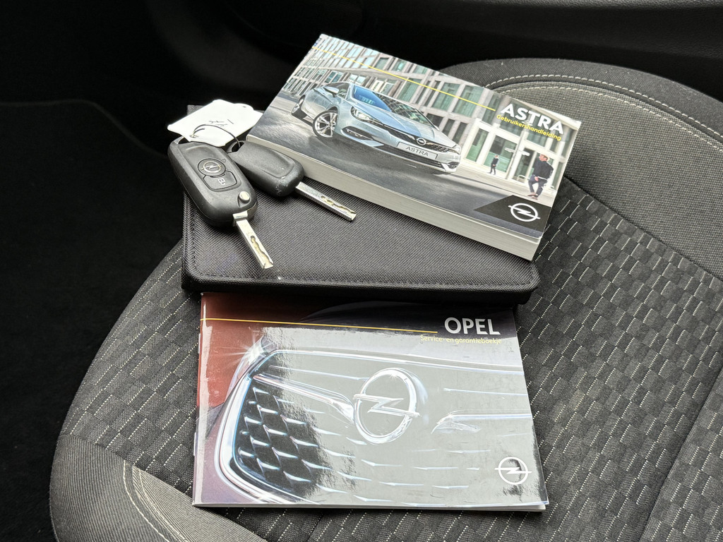 Opel Astra (H976SJ) met abonnement