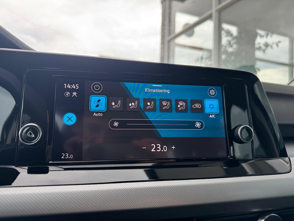 Volkswagen Golf (J065XK) met abonnement