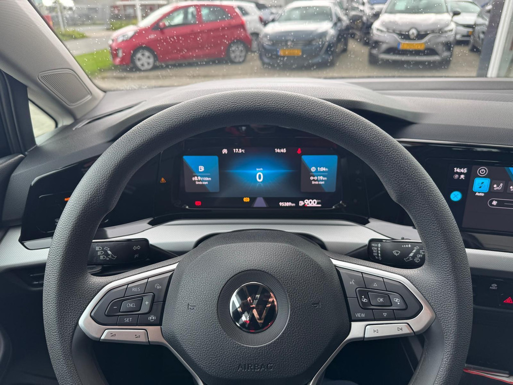 Volkswagen Golf (J065XK) met abonnement