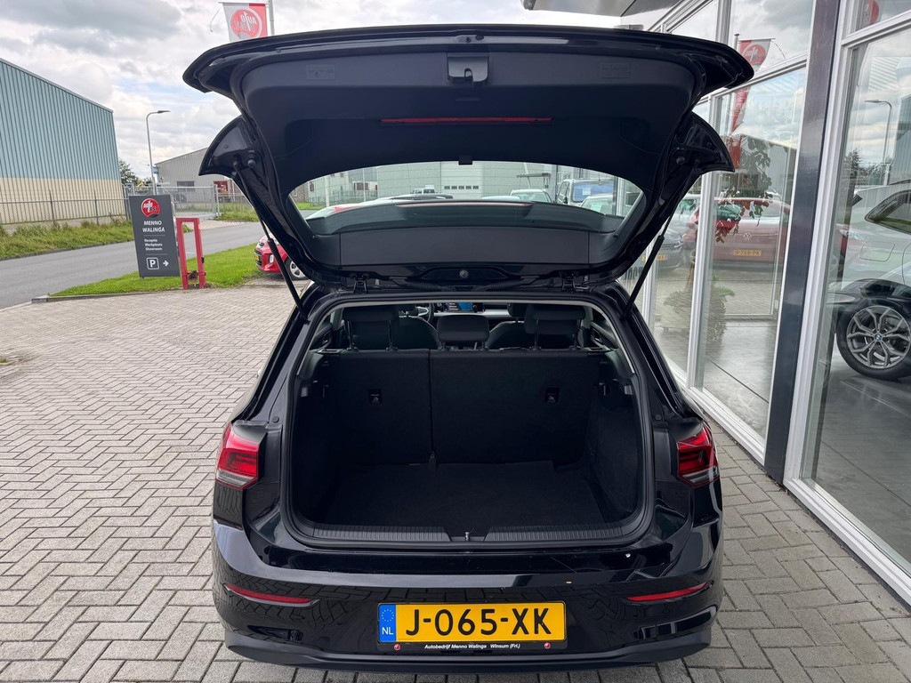 Volkswagen Golf (J065XK) met abonnement