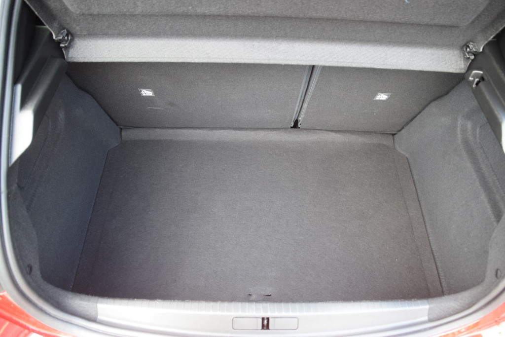 Opel Corsa (JFB78K) met abonnement