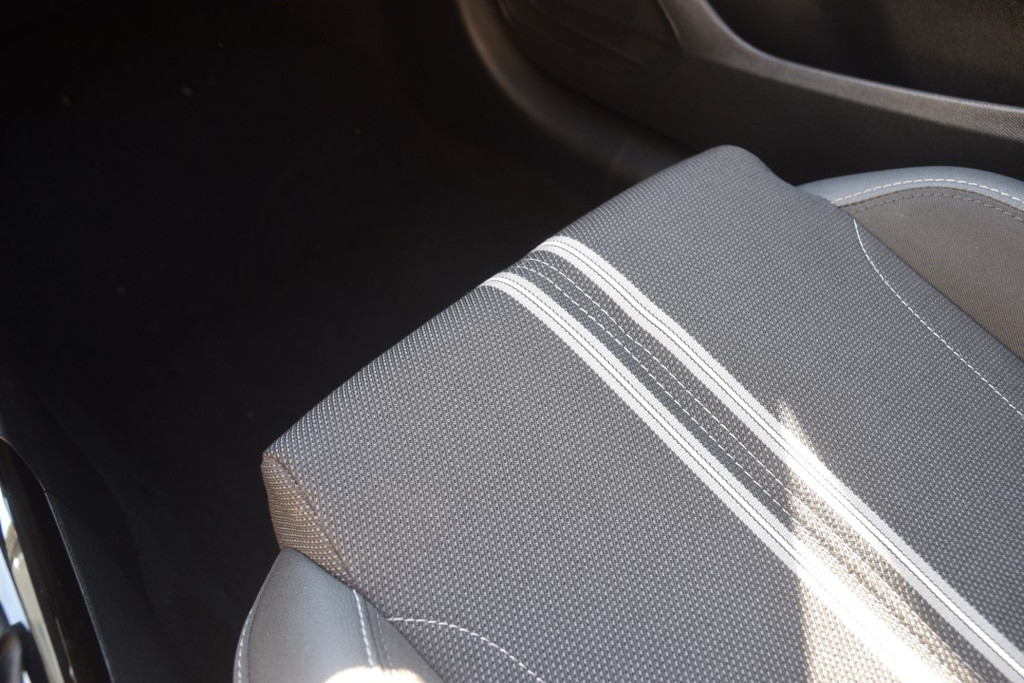 Opel Corsa (JFB78K) met abonnement