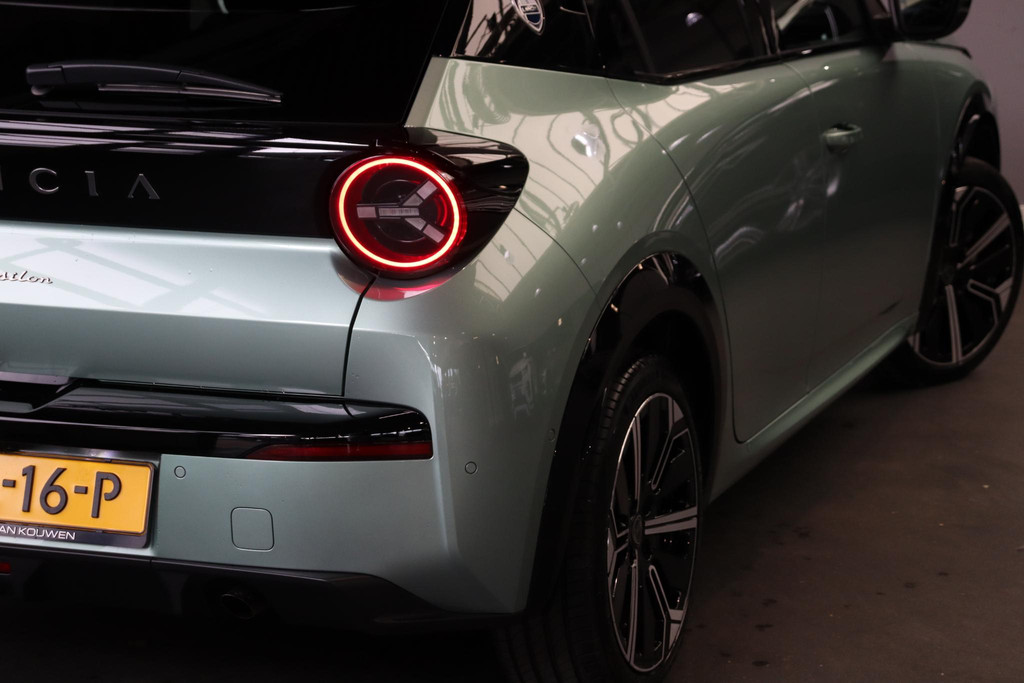 Lancia Ypsilon (GRL16P) met abonnement