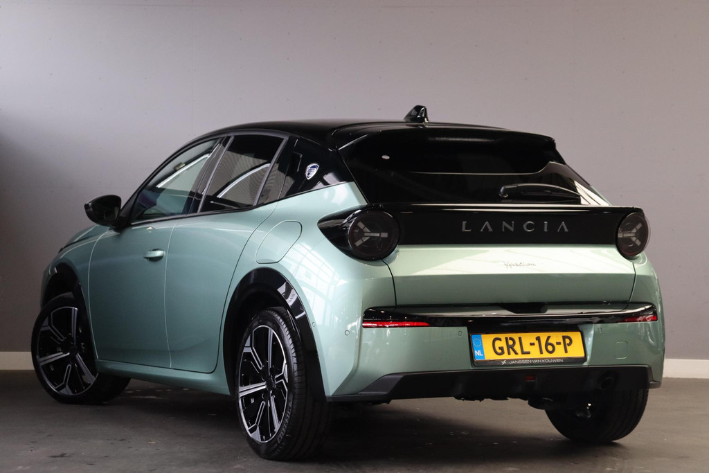 Lancia Ypsilon (GRL16P) met abonnement