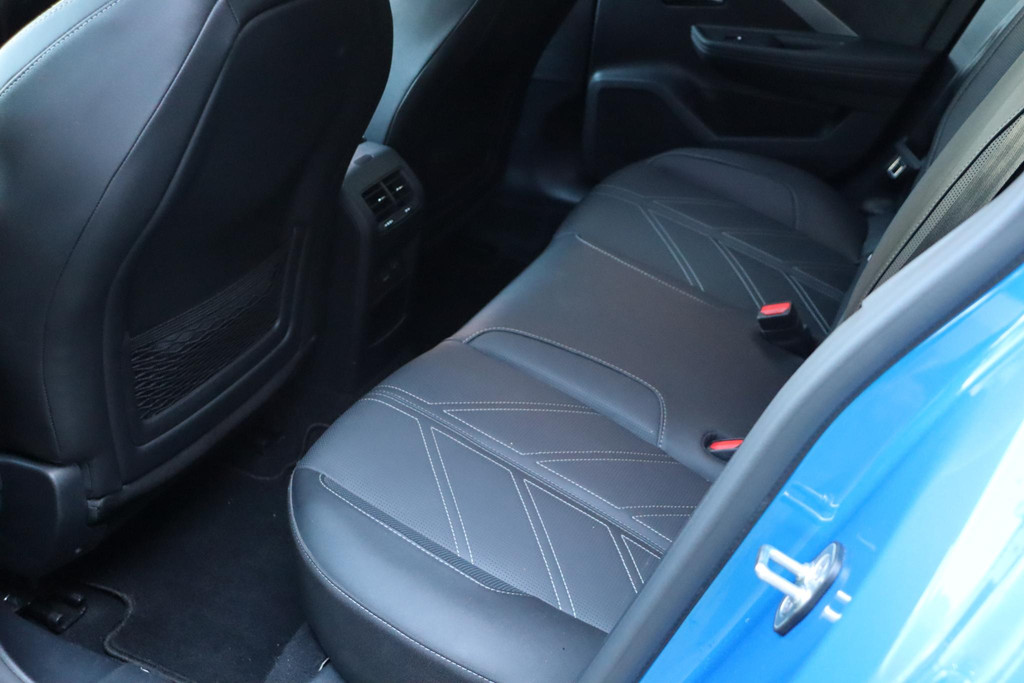 Opel Astra (Z843PJ) met abonnement