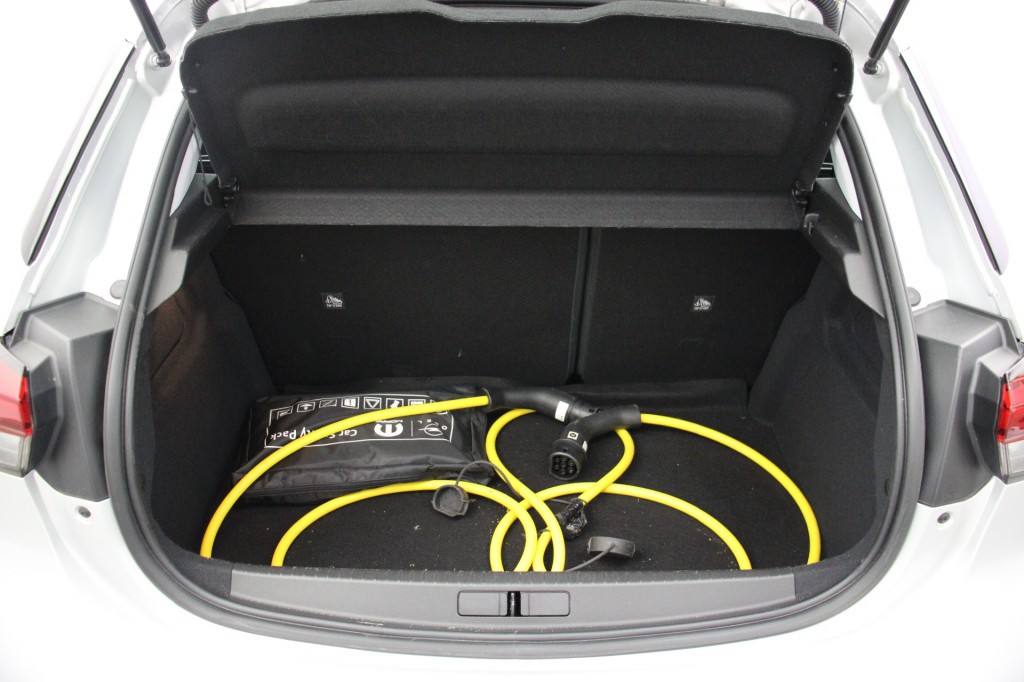 Opel CORSA-E (T050SP) met abonnement