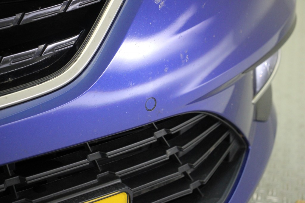 Renault MEGANE Estate (T494LH) met abonnement