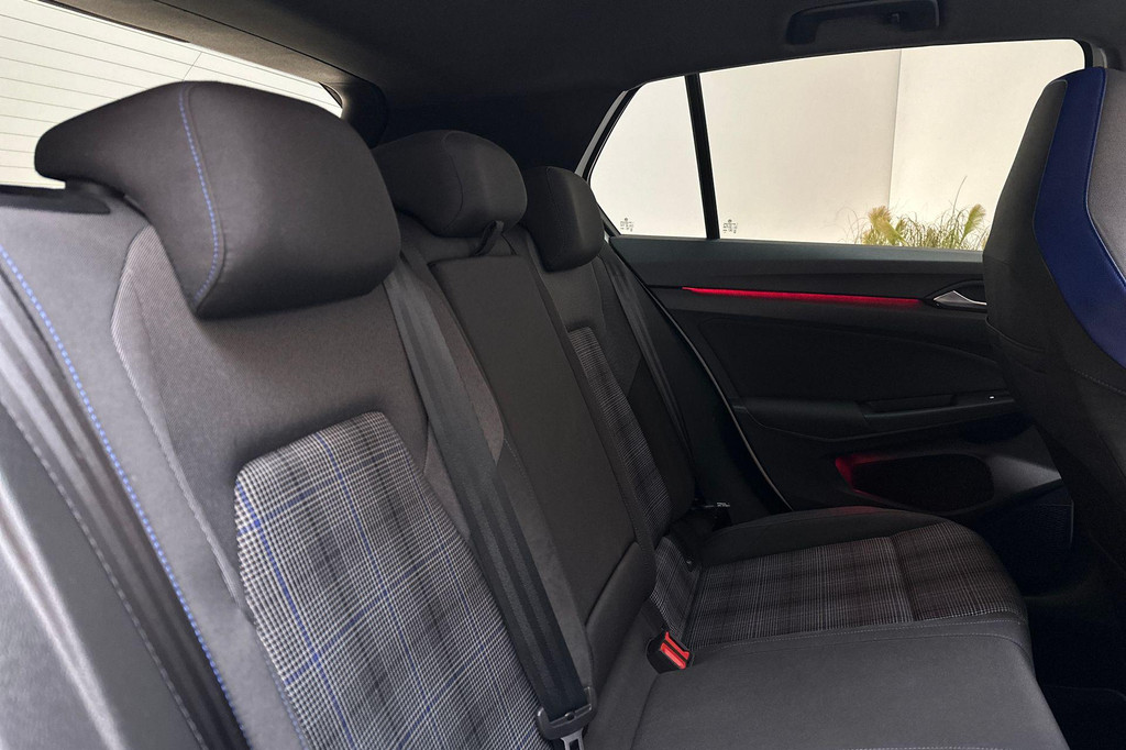 Volkswagen Golf GTE (JFP29N) met abonnement