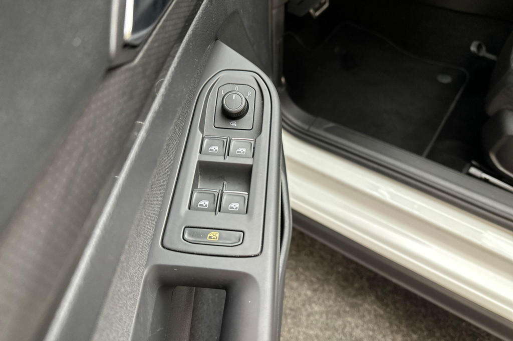 Volkswagen Golf GTE (JFP29N) met abonnement