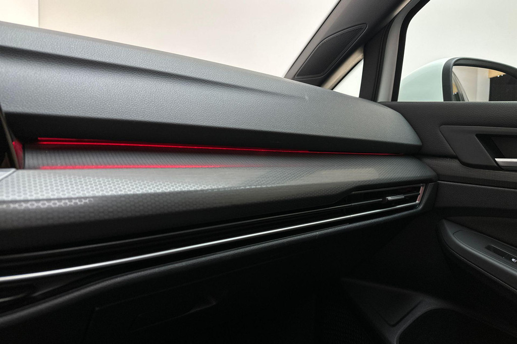 Volkswagen Golf GTE (JFP29N) met abonnement