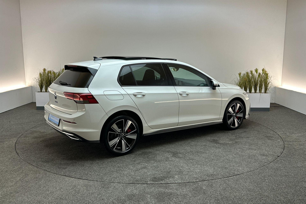 Volkswagen Golf GTE (JFP29N) met abonnement