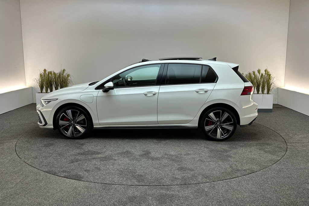 Volkswagen Golf GTE (JFP29N) met abonnement