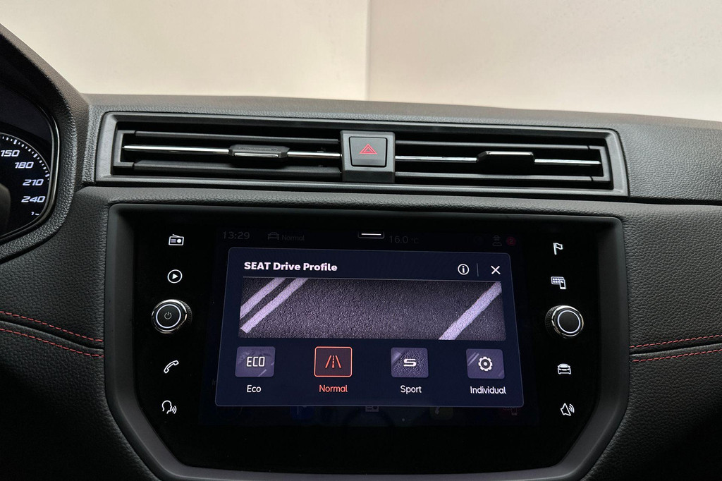 Seat Ibiza (K747SX) met abonnement