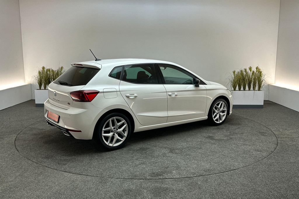 Seat Ibiza (K747SX) met abonnement