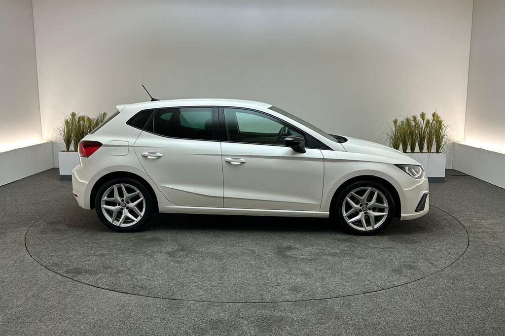 Seat Ibiza (K747SX) met abonnement