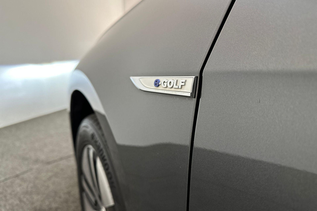 Volkswagen e-Golf (J228HX) met abonnement