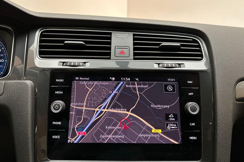 Volkswagen e-Golf (J228HX) met abonnement