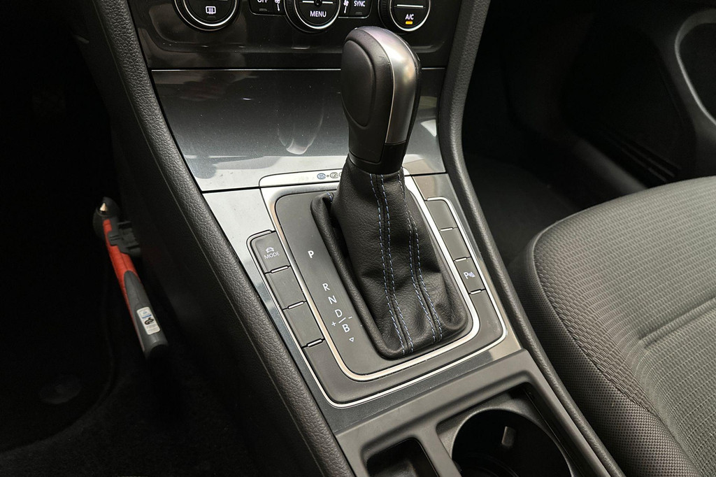 Volkswagen e-Golf (J228HX) met abonnement