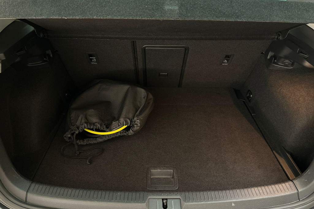 Volkswagen e-Golf (J228HX) met abonnement