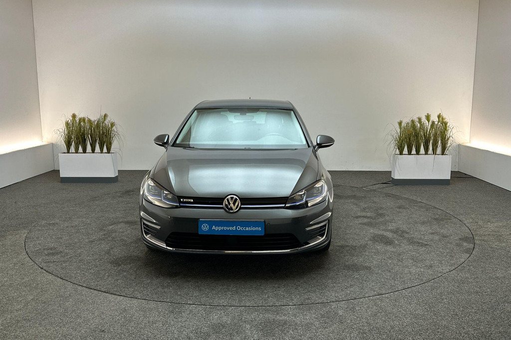 Volkswagen e-Golf (J228HX) met abonnement