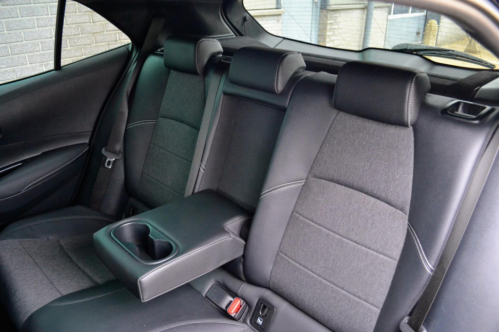 Toyota Corolla (N801RS) met abonnement