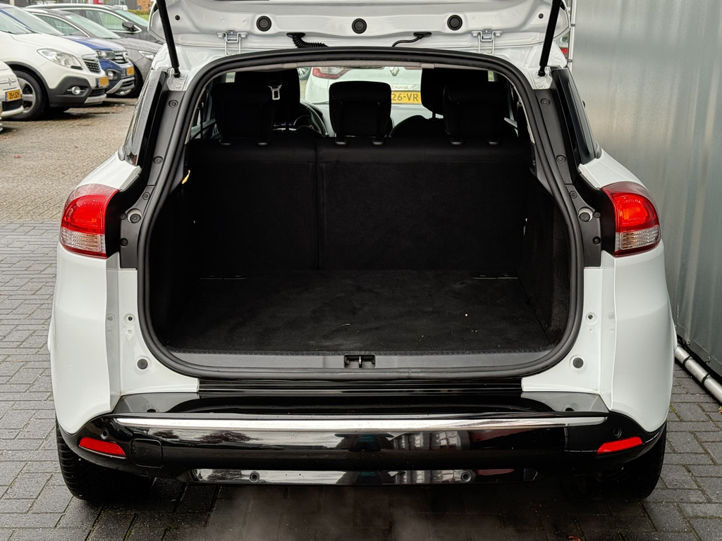 Renault Clio (H887JT) met abonnement