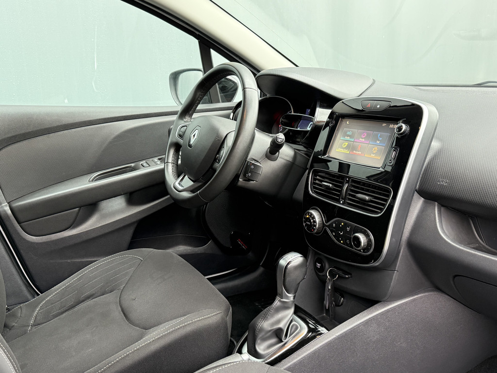 Renault Clio (H887JT) met abonnement
